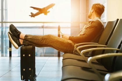 Thẻ tín dụng du lịch kèm bảo hiểm miễn phí cho chủ thẻ